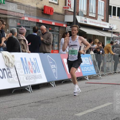 15.09.2024 - PSD Bank Halbmarathon Michael Strokosch http://msf.ph/oto/7084174 15.09.2024 11:22:12 Ziel 415, 423, 593, 631, 654, 876, 877 meine-sportfotos.de