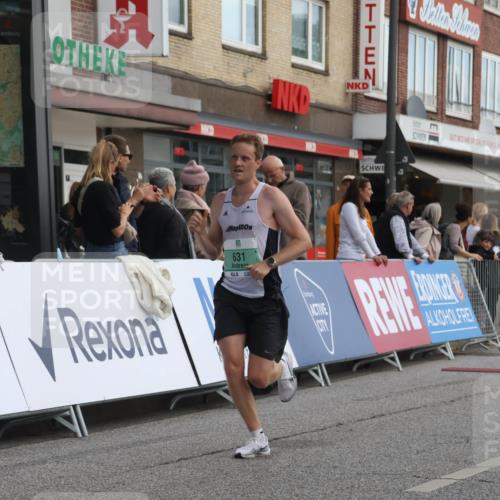 15.09.2024 - PSD Bank Halbmarathon Michael Strokosch http://msf.ph/oto/7084188 15.09.2024 11:22:12 Ziel 415, 423, 593, 631, 654, 876, 877 meine-sportfotos.de