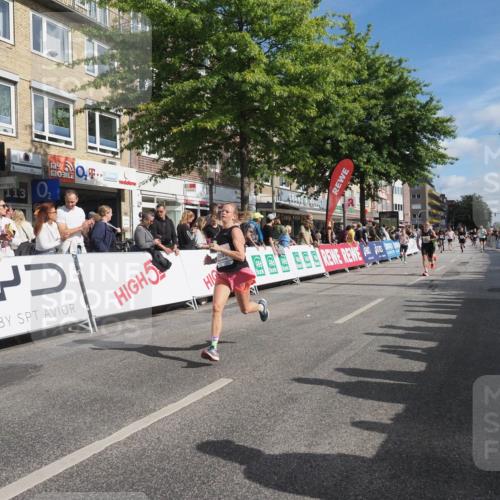 15.09.2024 - PSD Bank Halbmarathon Miley Keyser http://msf.ph/oto/7084189 15.09.2024 11:46:55 Ziel 444, 832, 966, 969, 1261, 1315, 1412, 1531, 1746, 1886, 1897, 2176, 2630, 2699 meine-sportfotos.de