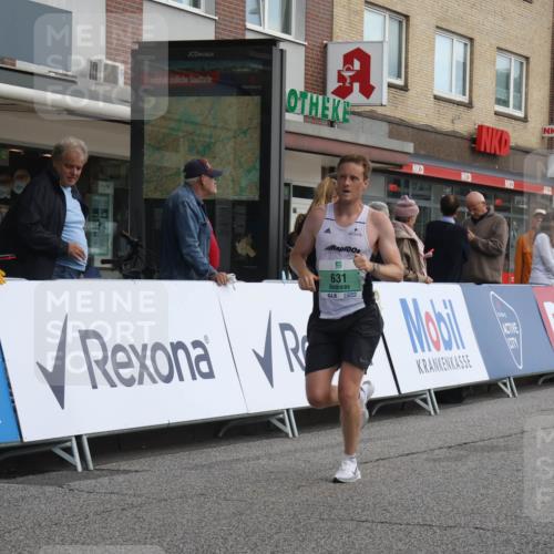 15.09.2024 - PSD Bank Halbmarathon Michael Strokosch http://msf.ph/oto/7084192 15.09.2024 11:22:13 Ziel 415, 423, 593, 631, 654, 666, 876, 877 meine-sportfotos.de