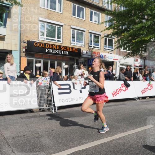 15.09.2024 - PSD Bank Halbmarathon Miley Keyser http://msf.ph/oto/7084199 15.09.2024 11:46:55 Ziel 444, 832, 966, 969, 1261, 1315, 1412, 1531, 1746, 1886, 1897, 2176, 2630, 2699 meine-sportfotos.de