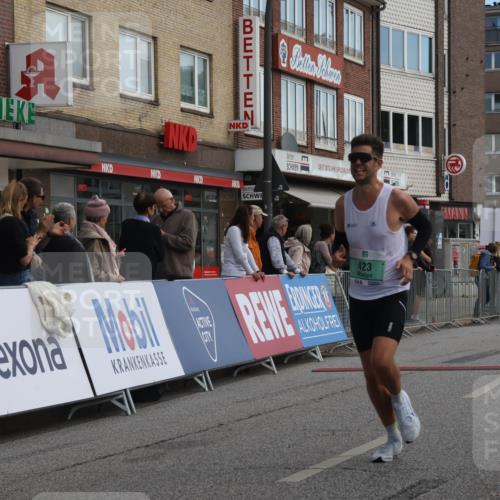 15.09.2024 - PSD Bank Halbmarathon Michael Strokosch http://msf.ph/oto/7084223 15.09.2024 11:22:15 Ziel 415, 423, 593, 631, 654, 666, 685, 824, 877 meine-sportfotos.de