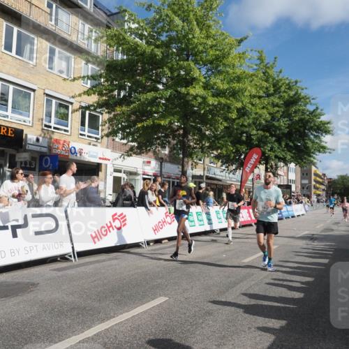15.09.2024 - PSD Bank Halbmarathon Miley Keyser http://msf.ph/oto/7084273 15.09.2024 11:47:03 Ziel 444, 832, 1195, 1261, 1269, 1369, 1412, 1531, 1641, 1789, 1886, 1897, 2176, 2630, 2653 meine-sportfotos.de