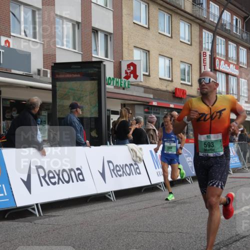 15.09.2024 - PSD Bank Halbmarathon Michael Strokosch http://msf.ph/oto/7084281 15.09.2024 11:22:20 Ziel 423, 593, 631, 641, 666, 685, 823, 824, 877 meine-sportfotos.de