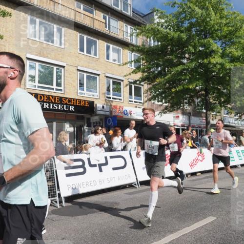 15.09.2024 - PSD Bank Halbmarathon Miley Keyser http://msf.ph/oto/7084294 15.09.2024 11:47:05 Ziel 444, 832, 1195, 1261, 1269, 1369, 1412, 1531, 1641, 1789, 1886, 1897, 2176, 2630, 2653 meine-sportfotos.de