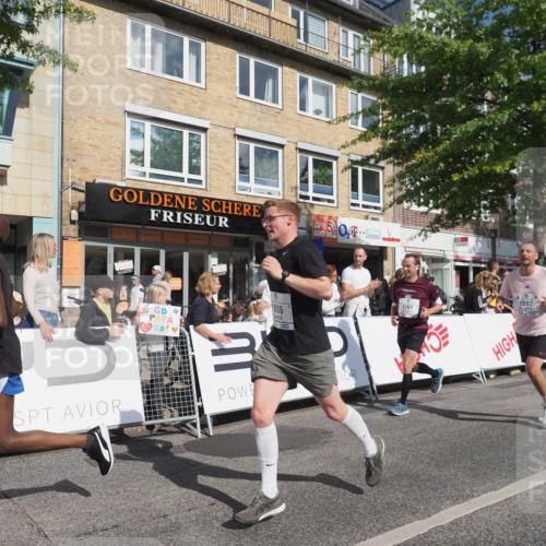 15.09.2024 - PSD Bank Halbmarathon Miley Keyser http://msf.ph/oto/7084298 15.09.2024 11:47:05 Ziel 444, 832, 1195, 1261, 1269, 1369, 1412, 1531, 1641, 1789, 1886, 1897, 2176, 2630, 2653 meine-sportfotos.de