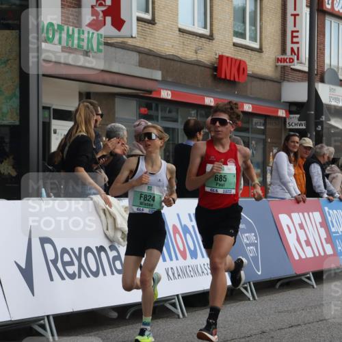 15.09.2024 - PSD Bank Halbmarathon Michael Strokosch http://msf.ph/oto/7084317 15.09.2024 11:22:23 Ziel 423, 432, 593, 631, 641, 666, 685, 823, 824, 1473 meine-sportfotos.de