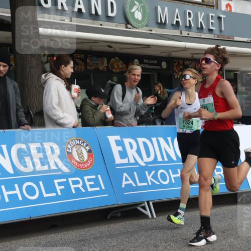 15.09.2024 - PSD Bank Halbmarathon Michael Strokosch http://msf.ph/oto/7084336 15.09.2024 11:22:24 Ziel 423, 432, 593, 631, 641, 666, 681, 685, 823, 824, 1473 meine-sportfotos.de