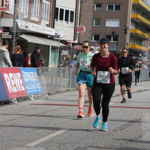 15.09.2024 - PSD Bank Halbmarathon Michael Strokosch http://msf.ph/oto/7084338 15.09.2024 12:30:59 Ziel 2259, 2261, 2858, 3211, 3279, 3312, 3414, 3416, 3542 meine-sportfotos.de