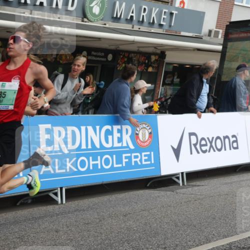 15.09.2024 - PSD Bank Halbmarathon Michael Strokosch http://msf.ph/oto/7084340 15.09.2024 11:22:24 Ziel 423, 432, 593, 631, 641, 666, 681, 685, 823, 824, 1473 meine-sportfotos.de