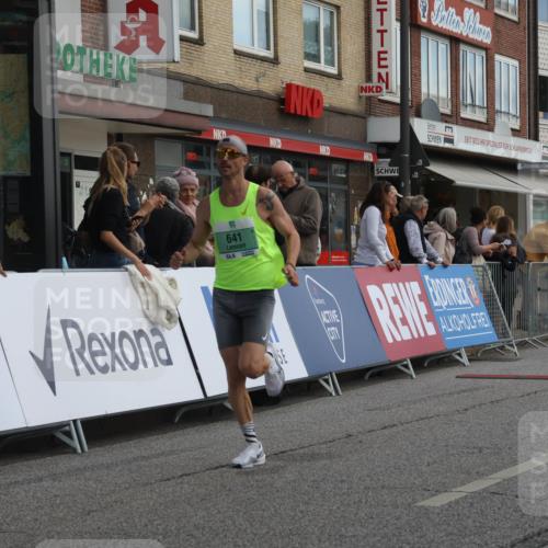 15.09.2024 - PSD Bank Halbmarathon Michael Strokosch http://msf.ph/oto/7084348 15.09.2024 11:22:25 Ziel 423, 432, 593, 631, 641, 666, 681, 685, 823, 824, 1473 meine-sportfotos.de