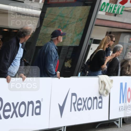 15.09.2024 - PSD Bank Halbmarathon Michael Strokosch http://msf.ph/oto/7084393 15.09.2024 11:22:28 Ziel 429, 432, 593, 641, 666, 681, 685, 823, 824, 1473 meine-sportfotos.de