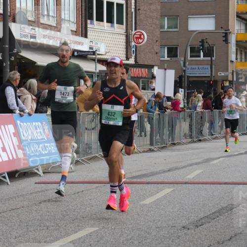 15.09.2024 - PSD Bank Halbmarathon Michael Strokosch http://msf.ph/oto/7084417 15.09.2024 11:22:30 Ziel 429, 432, 593, 641, 666, 681, 685, 823, 824, 1473 meine-sportfotos.de