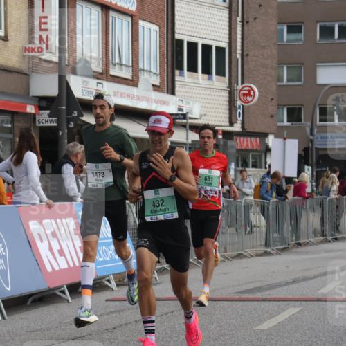 15.09.2024 - PSD Bank Halbmarathon Michael Strokosch http://msf.ph/oto/7084423 15.09.2024 11:22:30 Ziel 429, 432, 593, 641, 666, 681, 685, 823, 824, 1473 meine-sportfotos.de