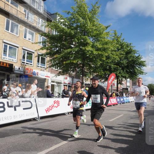 15.09.2024 - PSD Bank Halbmarathon Miley Keyser http://msf.ph/oto/7084438 15.09.2024 11:47:23 Ziel 1053, 1078, 1269, 1297, 1488, 1624, 1641, 1648, 1789, 2044, 2243, 2491, 2532, 2533 meine-sportfotos.de