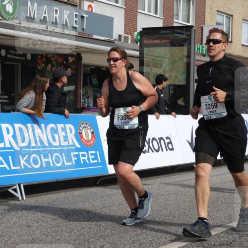 15.09.2024 - PSD Bank Halbmarathon Michael Strokosch http://msf.ph/oto/7084442 15.09.2024 12:31:04 Ziel 1948, 1961, 2259, 2858, 3089, 3211, 3279, 3312, 3414, 3416, 3486, 3542 meine-sportfotos.de