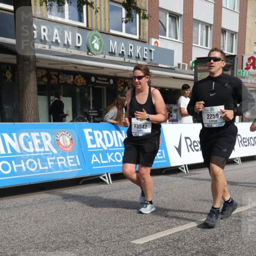 15.09.2024 - PSD Bank Halbmarathon Michael Strokosch http://msf.ph/oto/7084452 15.09.2024 12:31:05 Ziel 1948, 1961, 2259, 2858, 3089, 3211, 3279, 3414, 3416, 3486, 3542 meine-sportfotos.de