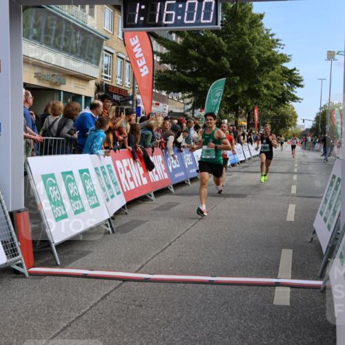 15.09.2024 - PSD Bank Halbmarathon Strokosch-Dieckow http://msf.ph/oto/7084470 15.09.2024 11:16:51 Ziel 595, 606, 616, 1002, 1003, 1004 meine-sportfotos.de