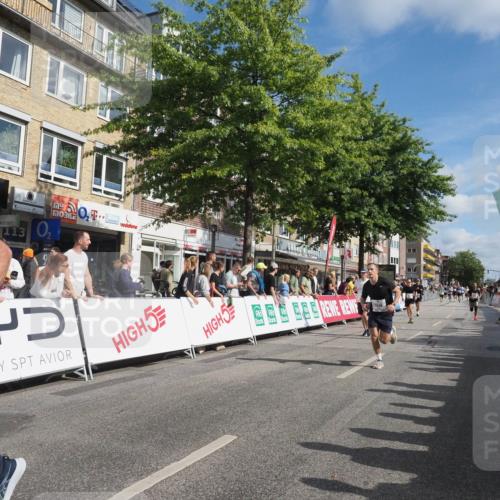 15.09.2024 - PSD Bank Halbmarathon Miley Keyser http://msf.ph/oto/7084476 15.09.2024 11:47:27 Ziel 1053, 1078, 1100, 1297, 1488, 1490, 1624, 1648, 2044, 2104, 2243, 2491, 2532, 2533 meine-sportfotos.de