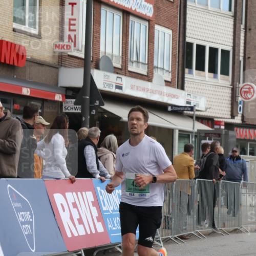 15.09.2024 - PSD Bank Halbmarathon Michael Strokosch http://msf.ph/oto/7084477 15.09.2024 11:22:35 Ziel 429, 432, 599, 641, 681, 685, 823, 824, 853, 1473 meine-sportfotos.de
