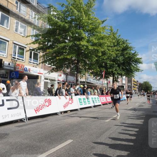 15.09.2024 - PSD Bank Halbmarathon Miley Keyser http://msf.ph/oto/7084478 15.09.2024 11:47:27 Ziel 1053, 1078, 1100, 1297, 1488, 1490, 1624, 1648, 2044, 2104, 2243, 2491, 2532, 2533 meine-sportfotos.de