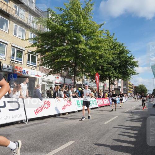 15.09.2024 - PSD Bank Halbmarathon Miley Keyser http://msf.ph/oto/7084493 15.09.2024 11:47:29 Ziel 1053, 1078, 1100, 1297, 1300, 1488, 1490, 1624, 1648, 1785, 2044, 2104, 2243, 2491, 2532, 2533 meine-sportfotos.de