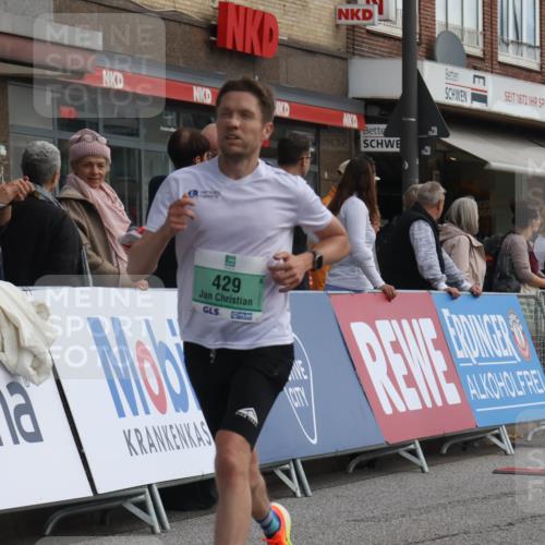 15.09.2024 - PSD Bank Halbmarathon Michael Strokosch http://msf.ph/oto/7084495 15.09.2024 11:22:35 Ziel 429, 432, 599, 641, 681, 685, 823, 824, 853, 1473 meine-sportfotos.de