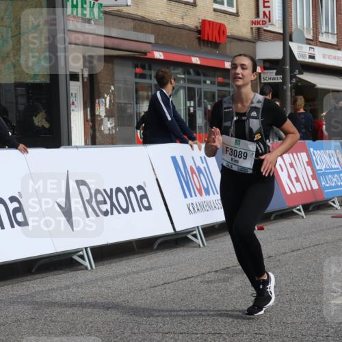 15.09.2024 - PSD Bank Halbmarathon Michael Strokosch http://msf.ph/oto/7084497 15.09.2024 12:31:10 Ziel 1948, 1961, 2259, 2858, 3089, 3211, 3279, 3416, 3486, 3542 meine-sportfotos.de