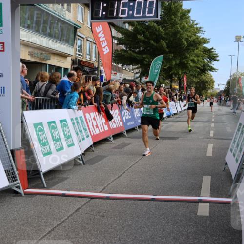 15.09.2024 - PSD Bank Halbmarathon Strokosch-Dieckow http://msf.ph/oto/7084500 15.09.2024 11:16:51 Ziel 595, 606, 616, 1002, 1003, 1004 meine-sportfotos.de