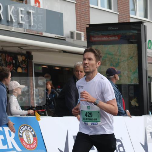 15.09.2024 - PSD Bank Halbmarathon Michael Strokosch http://msf.ph/oto/7084509 15.09.2024 11:22:36 Ziel 429, 432, 599, 641, 661, 681, 823, 853, 1473 meine-sportfotos.de