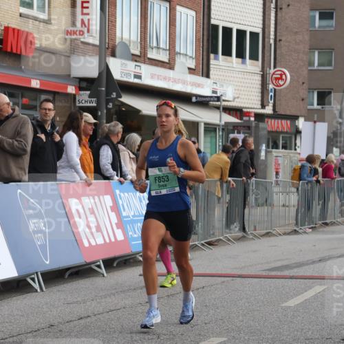 15.09.2024 - PSD Bank Halbmarathon Michael Strokosch http://msf.ph/oto/7084526 15.09.2024 11:22:40 Ziel 429, 432, 599, 661, 681, 823, 853, 1473 meine-sportfotos.de