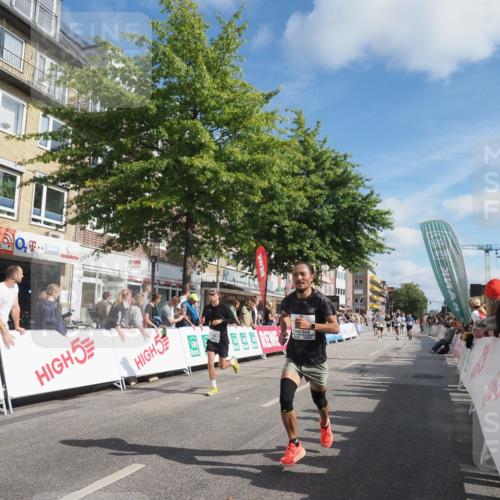 15.09.2024 - PSD Bank Halbmarathon Miley Keyser http://msf.ph/oto/7084533 15.09.2024 11:47:32 Ziel 1078, 1100, 1297, 1300, 1490, 1594, 1624, 1648, 1785, 2041, 2044, 2104, 2243, 2532, 2654 meine-sportfotos.de