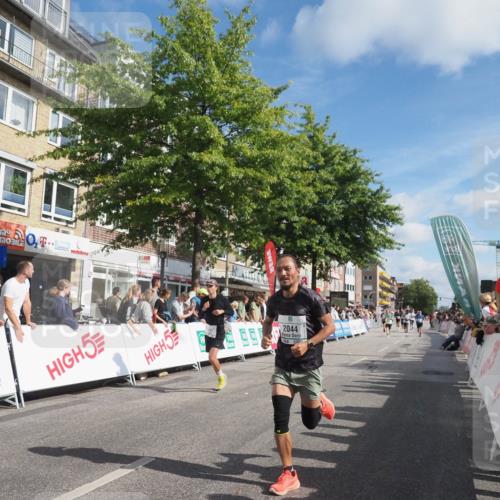 15.09.2024 - PSD Bank Halbmarathon Miley Keyser http://msf.ph/oto/7084536 15.09.2024 11:47:32 Ziel 1078, 1100, 1297, 1300, 1490, 1594, 1624, 1648, 1785, 2041, 2044, 2104, 2243, 2532, 2654 meine-sportfotos.de