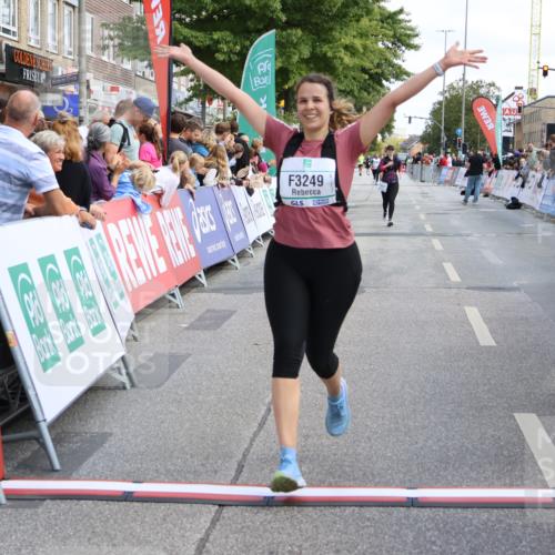 15.09.2024 - PSD Bank Halbmarathon Strokosch-Dieckow http://msf.ph/oto/7084561 15.09.2024 12:27:20 Ziel 2113, 2812, 3249, 3490 meine-sportfotos.de