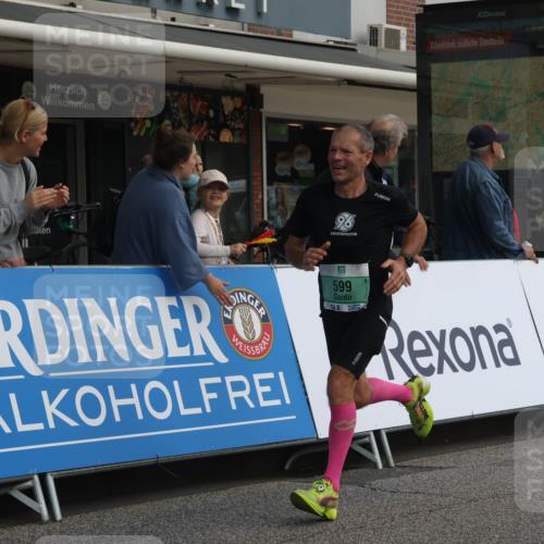 15.09.2024 - PSD Bank Halbmarathon Michael Strokosch http://msf.ph/oto/7084564 15.09.2024 11:22:42 Ziel 429, 432, 599, 661, 681, 853, 1473 meine-sportfotos.de