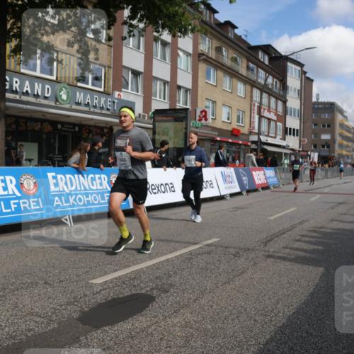 15.09.2024 - PSD Bank Halbmarathon Michael Strokosch http://msf.ph/oto/7084573 15.09.2024 12:31:15 Ziel 1948, 1961, 2858, 3089, 3309, 3486 meine-sportfotos.de