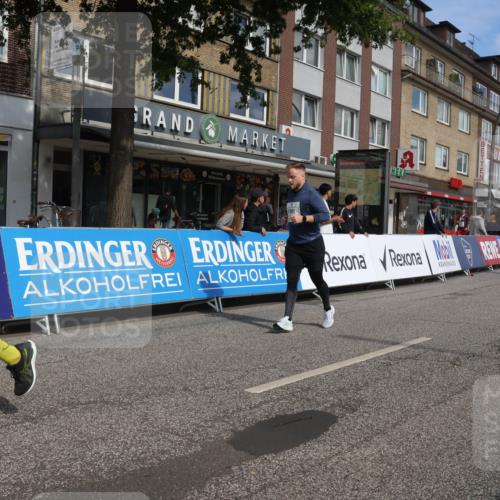 15.09.2024 - PSD Bank Halbmarathon Michael Strokosch http://msf.ph/oto/7084589 15.09.2024 12:31:16 Ziel 1948, 1961, 2858, 3089, 3309, 3486 meine-sportfotos.de