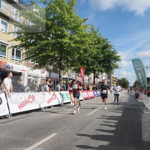 15.09.2024 - PSD Bank Halbmarathon Miley Keyser http://msf.ph/oto/7084594 15.09.2024 11:47:43 Ziel 1100, 1278, 1300, 1485, 1490, 1594, 1637, 1785, 2041, 2104, 2654, 2672, 2934 meine-sportfotos.de