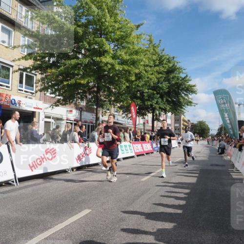 15.09.2024 - PSD Bank Halbmarathon Miley Keyser http://msf.ph/oto/7084598 15.09.2024 11:47:43 Ziel 1100, 1278, 1300, 1485, 1490, 1594, 1637, 1785, 2041, 2104, 2654, 2672, 2934 meine-sportfotos.de