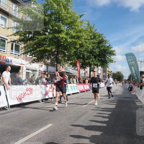 15.09.2024 - PSD Bank Halbmarathon Miley Keyser http://msf.ph/oto/7084600 15.09.2024 11:47:43 Ziel 1100, 1278, 1300, 1485, 1490, 1594, 1637, 1785, 2041, 2104, 2654, 2672, 2934 meine-sportfotos.de
