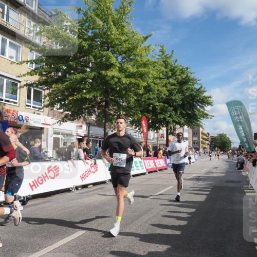 15.09.2024 - PSD Bank Halbmarathon Miley Keyser http://msf.ph/oto/7084609 15.09.2024 11:47:44 Ziel 1100, 1278, 1300, 1485, 1490, 1594, 1637, 1785, 2041, 2104, 2654, 2672, 2934 meine-sportfotos.de