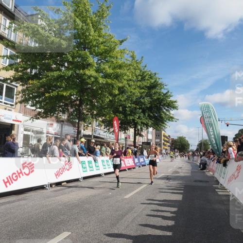 15.09.2024 - PSD Bank Halbmarathon Miley Keyser http://msf.ph/oto/7084646 15.09.2024 11:47:53 Ziel 1278, 1305, 1485, 1594, 1637, 1688, 2051, 2509, 2672, 2934 meine-sportfotos.de