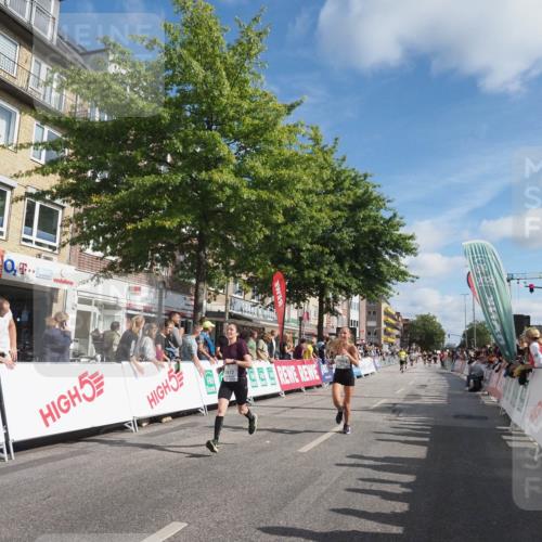 15.09.2024 - PSD Bank Halbmarathon Miley Keyser http://msf.ph/oto/7084650 15.09.2024 11:47:53 Ziel 1278, 1305, 1485, 1594, 1637, 1688, 2051, 2509, 2672, 2934 meine-sportfotos.de