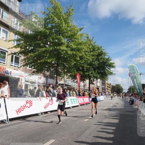 15.09.2024 - PSD Bank Halbmarathon Miley Keyser http://msf.ph/oto/7084652 15.09.2024 11:47:53 Ziel 1278, 1305, 1485, 1594, 1637, 1688, 2051, 2509, 2672, 2934 meine-sportfotos.de