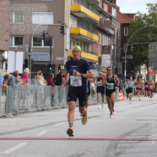 15.09.2024 - PSD Bank Halbmarathon Michael Strokosch http://msf.ph/oto/7084658 15.09.2024 11:23:07 Ziel 650, 674, 683, 1022 meine-sportfotos.de