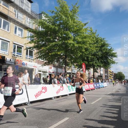 15.09.2024 - PSD Bank Halbmarathon Miley Keyser http://msf.ph/oto/7084662 15.09.2024 11:47:54 Ziel 1200, 1278, 1305, 1485, 1637, 1688, 2051, 2509, 2672, 2934 meine-sportfotos.de