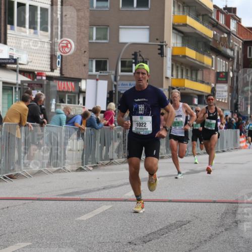 15.09.2024 - PSD Bank Halbmarathon Michael Strokosch http://msf.ph/oto/7084666 15.09.2024 11:23:08 Ziel 650, 674, 683, 1022 meine-sportfotos.de