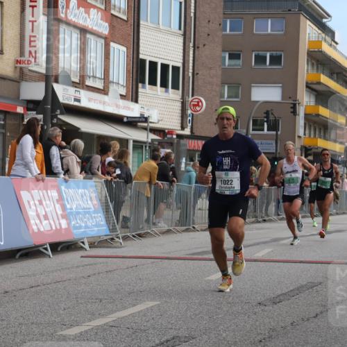 15.09.2024 - PSD Bank Halbmarathon Michael Strokosch http://msf.ph/oto/7084674 15.09.2024 11:23:08 Ziel 650, 674, 683, 1022 meine-sportfotos.de