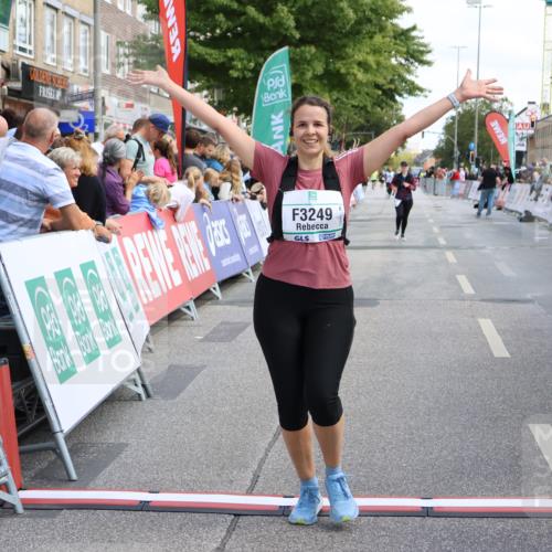 15.09.2024 - PSD Bank Halbmarathon Strokosch-Dieckow http://msf.ph/oto/7084676 15.09.2024 12:27:20 Ziel 2113, 2812, 3249, 3490 meine-sportfotos.de