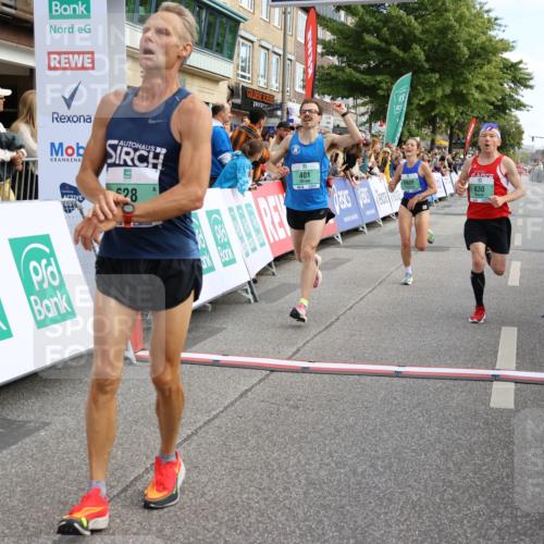 15.09.2024 - PSD Bank Halbmarathon Strokosch-Dieckow http://msf.ph/oto/7084713 15.09.2024 11:19:39 Ziel 401, 628, 630, 822, 859, 870, 887, 1070 meine-sportfotos.de